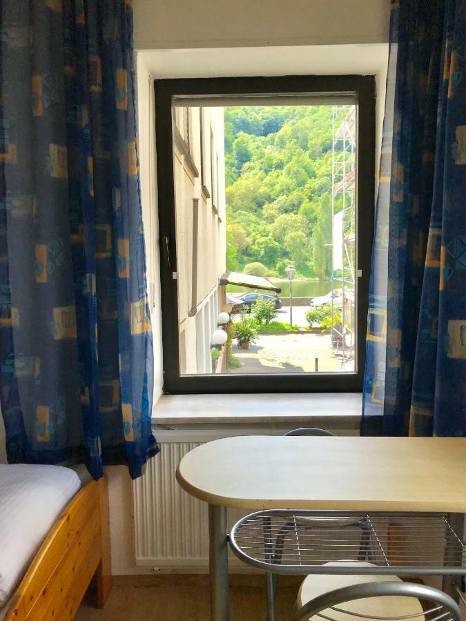Ferienwohnung In Ediger Eller ภายนอก รูปภาพ